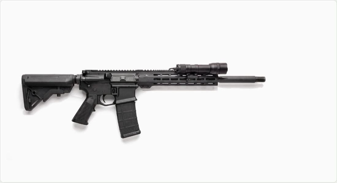 SureFire M600DF Scout Light Pro on a AR-15