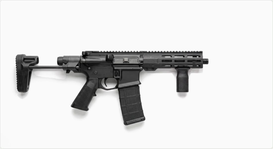 Magpul M-LOK SVG Short Vertical Grip on a AR PDW