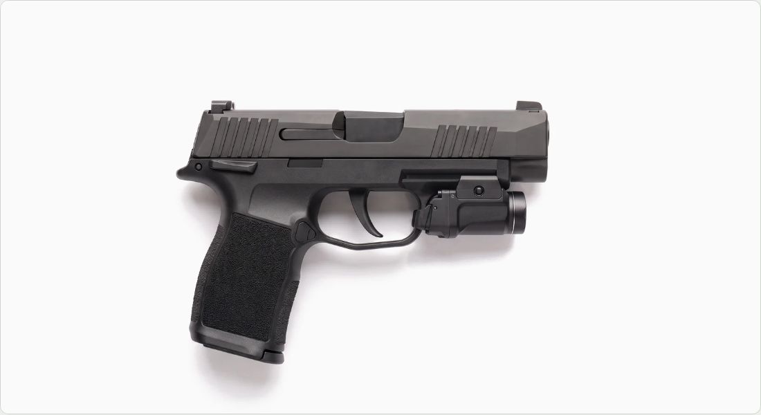 Streamlight TLR-7 X Sub on a SIG